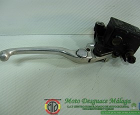 YAMAHA XJR 1300 2006 (30)